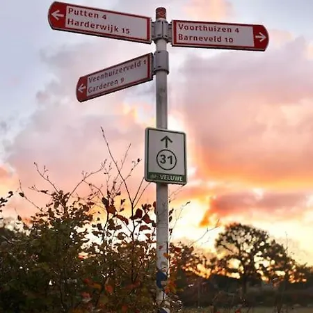 Heerlijk Op De Veluwe In בקתה
